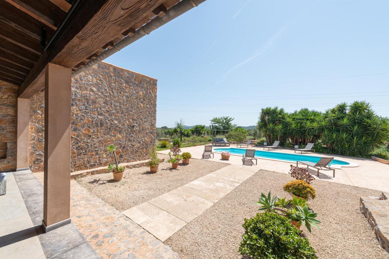Villa Bellpuig 4 *