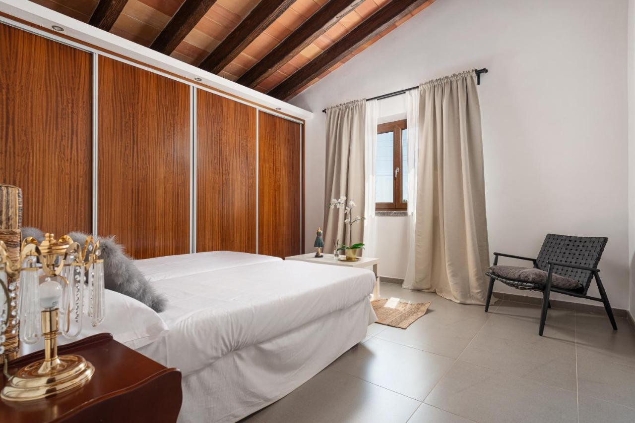 Bellpuig 4 Villa